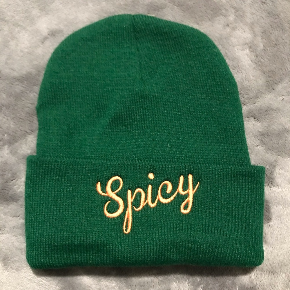 Green spicy beanie.